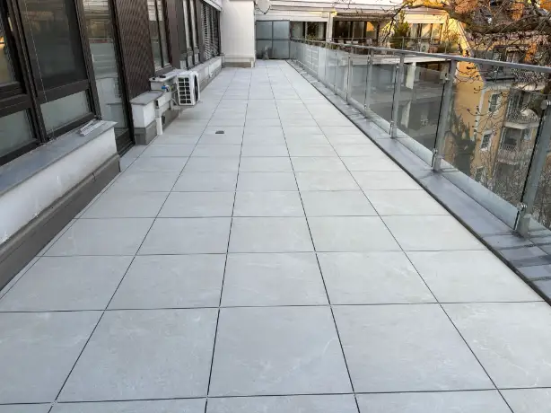 Dachterrasse Wien Muyas Fliesenleger – Terrassenplattenverlegung